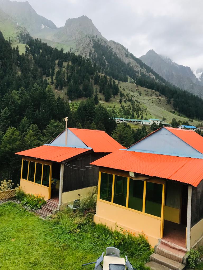 Naltar Continental Hotel